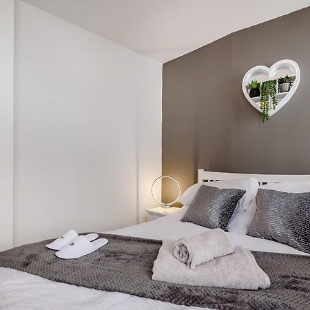 Modern Apartment In Central Lincoln Luaran gambar